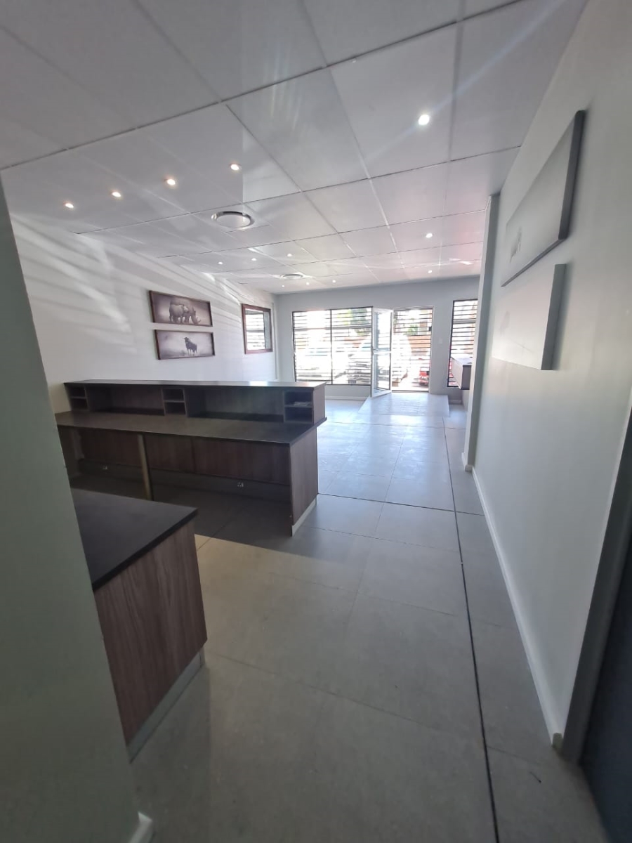 To Let Commercial Property for Rent in Wynberg Western Cape